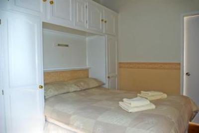 фото отеля Marina Guest House Scarborough