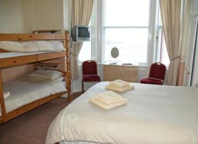 фото отеля Marina Guest House Scarborough