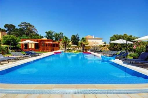 фото отеля Pinheiros da Balaia Villas
