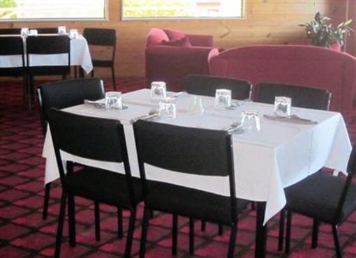 фото отеля Te Puka Tavern