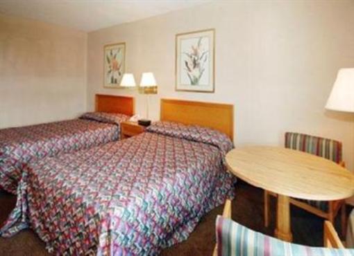 фото отеля Regency Inn of Oxford
