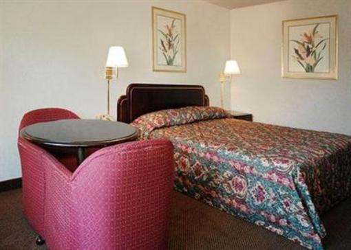фото отеля Regency Inn of Oxford