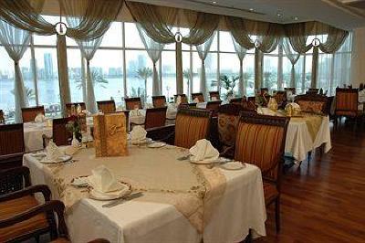 фото отеля Corniche Al Buhaira Hotel