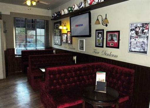фото отеля The Wellington Hotel Seaford