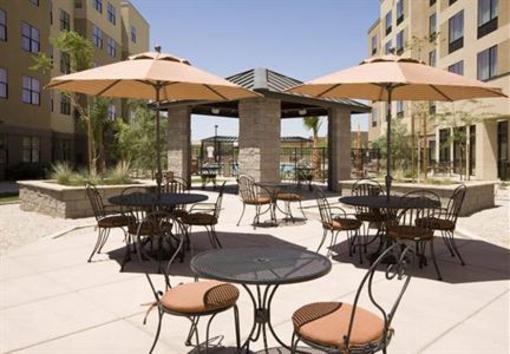фото отеля Courtyard Phoenix North / Happy Valley