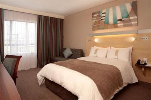 фото отеля Holiday Inn Express Sandton-Woodmead