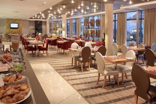 фото отеля Holiday Inn Express Sandton-Woodmead