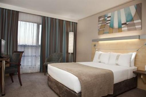 фото отеля Holiday Inn Express Sandton-Woodmead