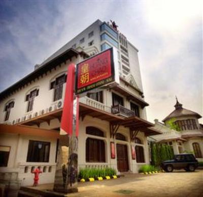 фото отеля Carrcadin Business and Entertainment Hotel