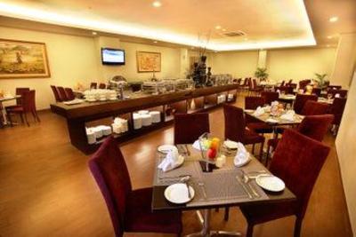 фото отеля Carrcadin Business and Entertainment Hotel