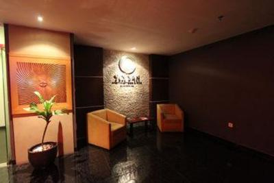 фото отеля Carrcadin Business and Entertainment Hotel