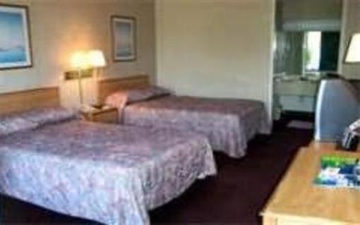 фото отеля Gold Inn and Suites Goldsboro