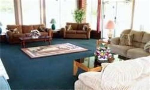 фото отеля Gold Inn and Suites Goldsboro
