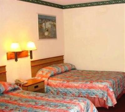 фото отеля Red Carpet Inn Milton