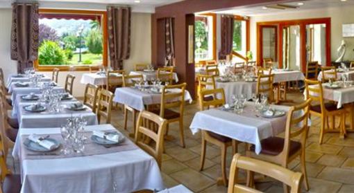 фото отеля Hotel Les Pervenches Allevard