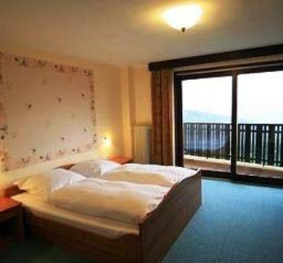 фото отеля Hotel Zum Weissen Lamm