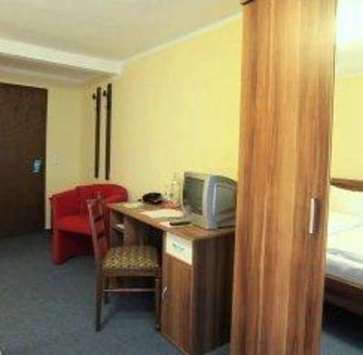 фото отеля Hotel Zum Weissen Lamm