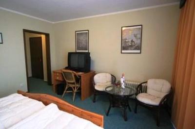фото отеля Hotel Zum Weissen Lamm