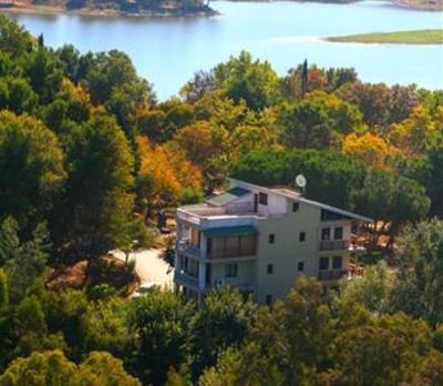 фото отеля Vila Park Hotel Tirana