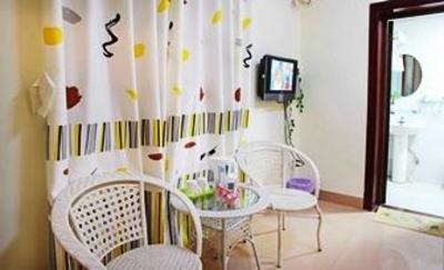 фото отеля Linhaitingfeng Hostel
