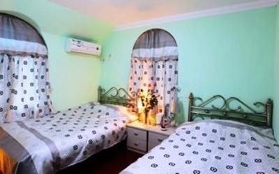 фото отеля Linhaitingfeng Hostel