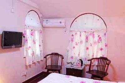 фото отеля Linhaitingfeng Hostel
