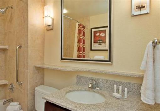 фото отеля TownePlace Suites Midland
