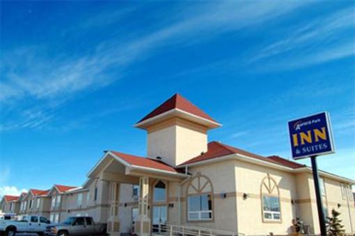 фото отеля Aurora Park Inn & Suites