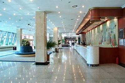 фото отеля Yantai Marina Hotel