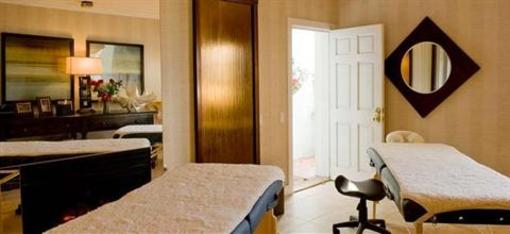 фото отеля Inn On Summer Hill Summerland