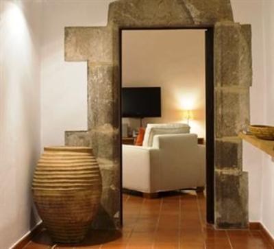 фото отеля Mas Falgarona Hotel Avinyonet de Puigventos