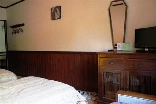 фото отеля Petite Hotel Bistro Abalon