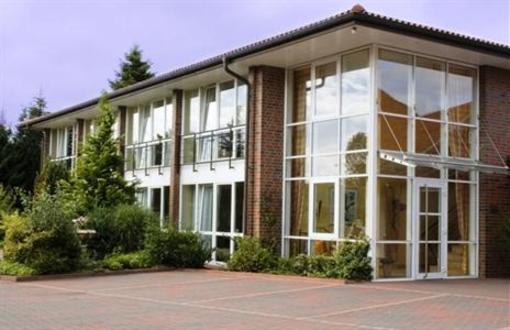 фото отеля Hotel Zur Post Garrel