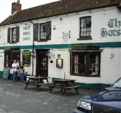 фото отеля The Three Horseshoes Pub Drayton Parslow