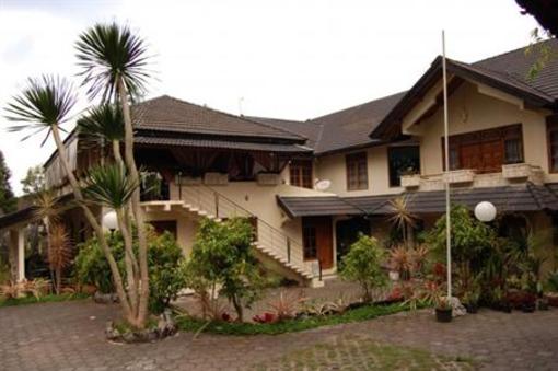 фото отеля Mawar Asri Villa Kaliurang Yogyakarta