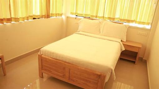 фото отеля Tri-Star Beach Inn