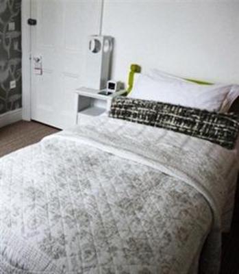 фото отеля Highcliffe Guest House Falmouth