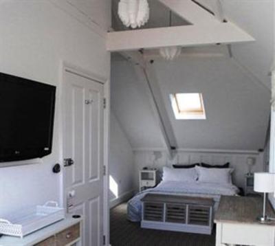 фото отеля Highcliffe Guest House Falmouth