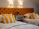 фото отеля Highcliffe Guest House Falmouth