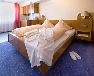 фото отеля Wellness Hotel Talblick Schomberg (Calw)
