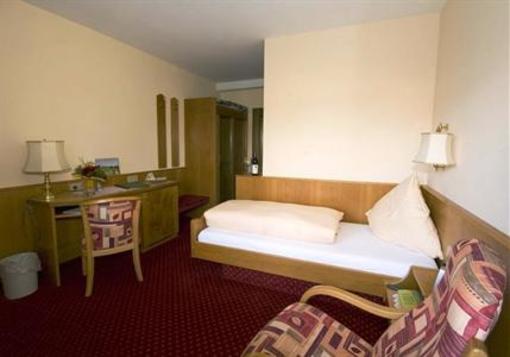 фото отеля Wellness Hotel Talblick Schomberg (Calw)