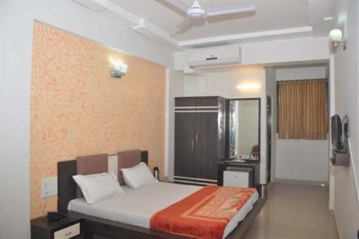 фото отеля Skylon Hotel Gandhinagar
