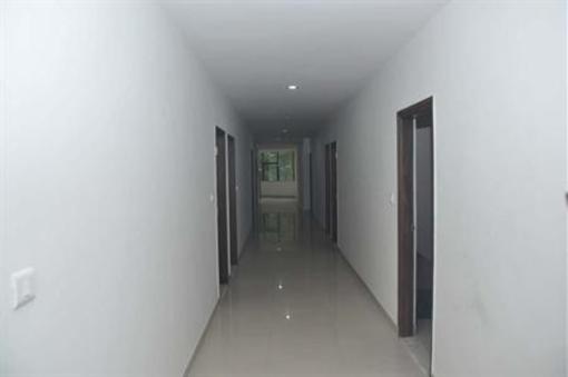 фото отеля Skylon Hotel Gandhinagar