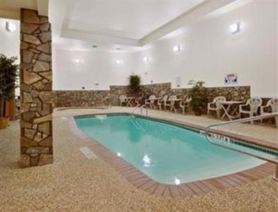 фото отеля Super 8 Motel Hill City