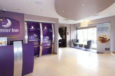 фото отеля Premier Inn Camberley