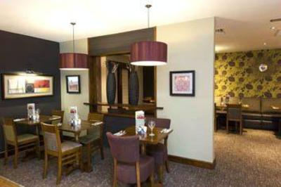 фото отеля Premier Inn Camberley