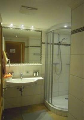 фото отеля Gell Hotel Tweng