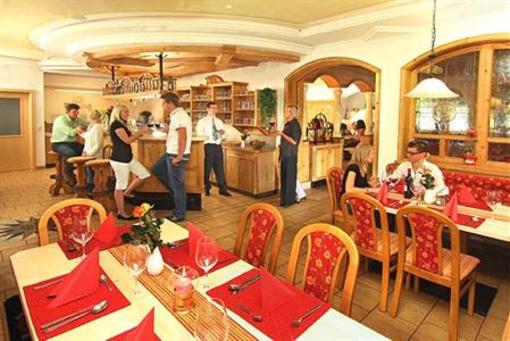 фото отеля Gell Hotel Tweng