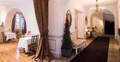 фото отеля Chateau Les Charmettes