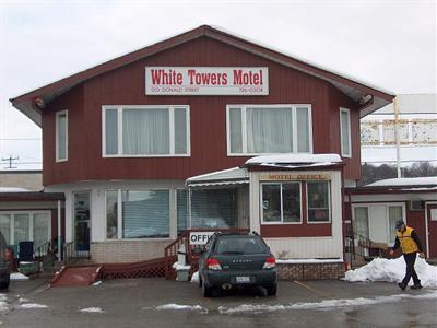 фото отеля White Tower Motel